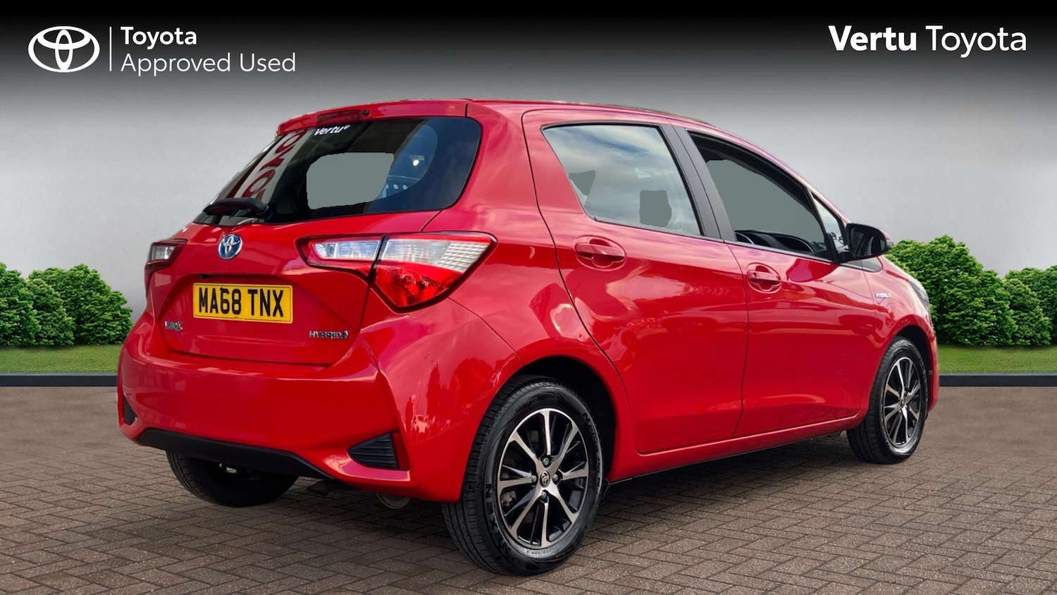 Used Toyota Yaris 2018 for sale - 76430728: Photo 2