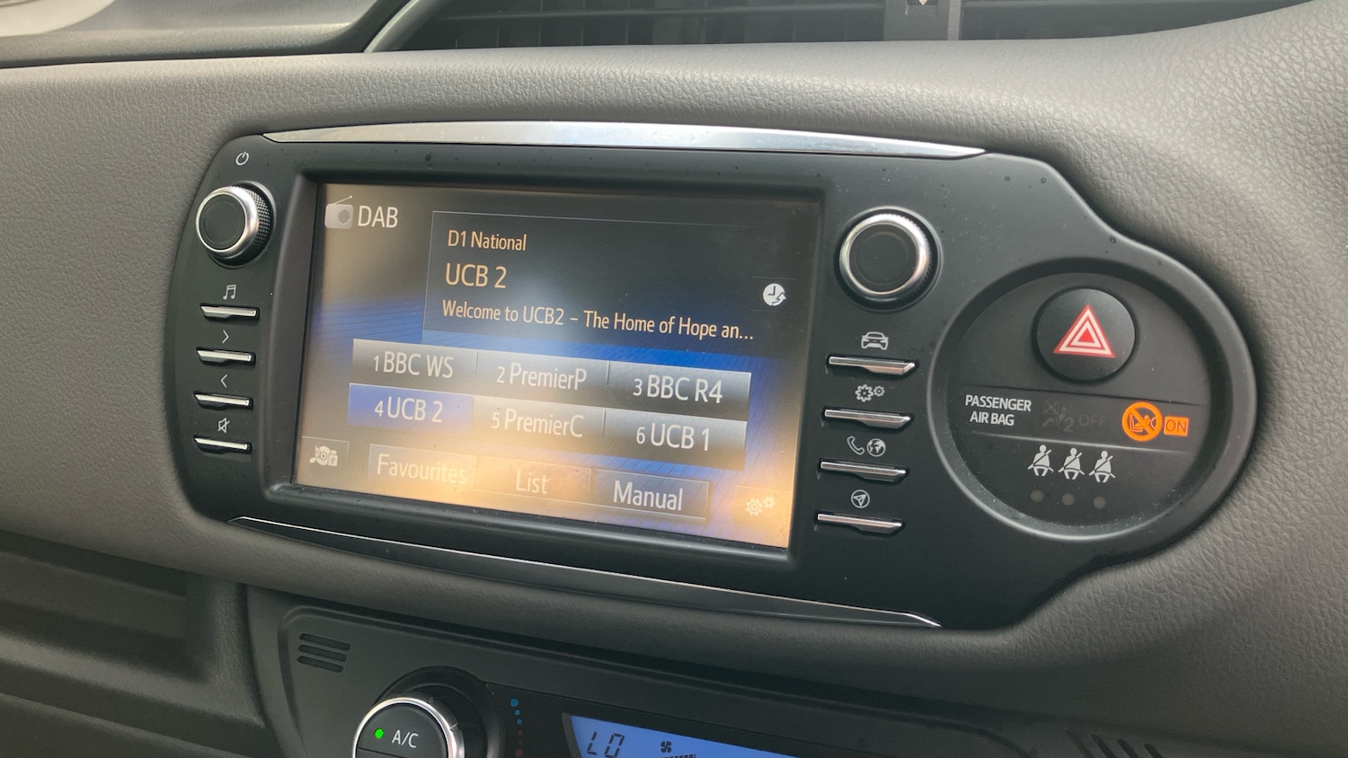 Used Toyota Yaris 2018 for sale - 76430728: Photo 23