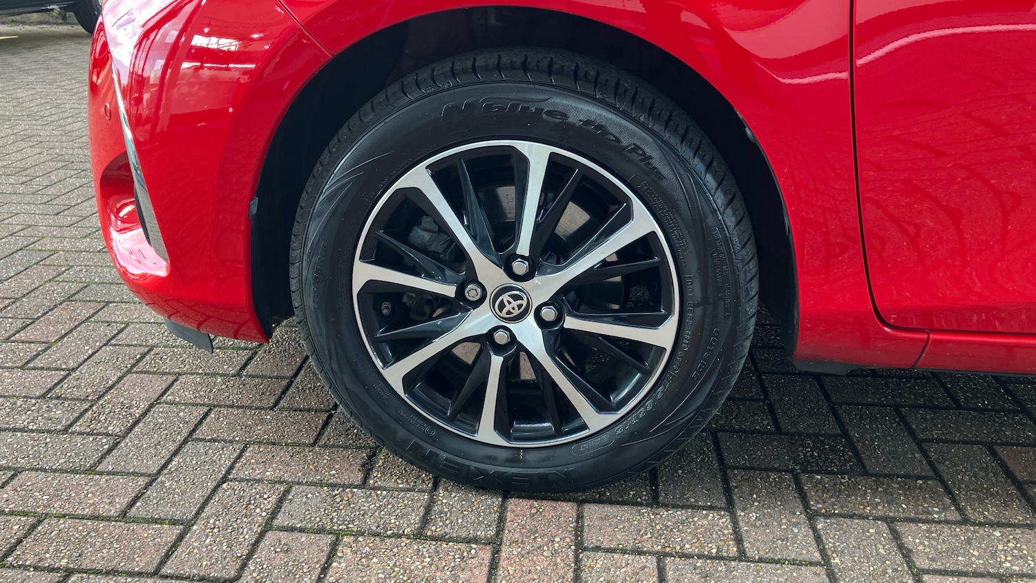 Used Toyota Yaris 2018 for sale - 76430728: Photo 33