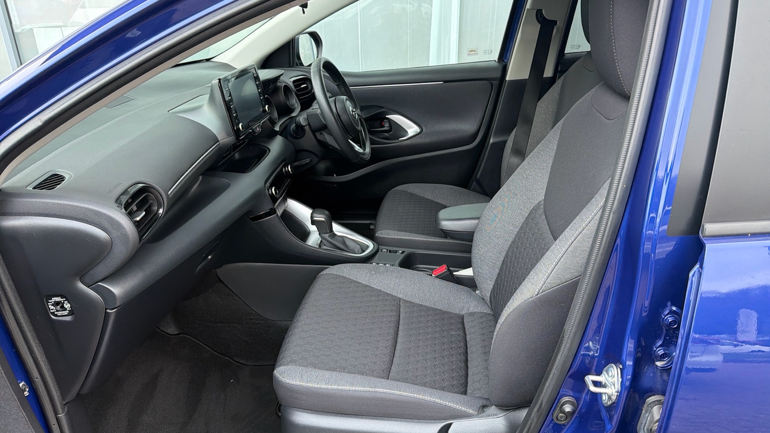 Used Toyota Yaris 2023 for sale - 77085415: Photo 10