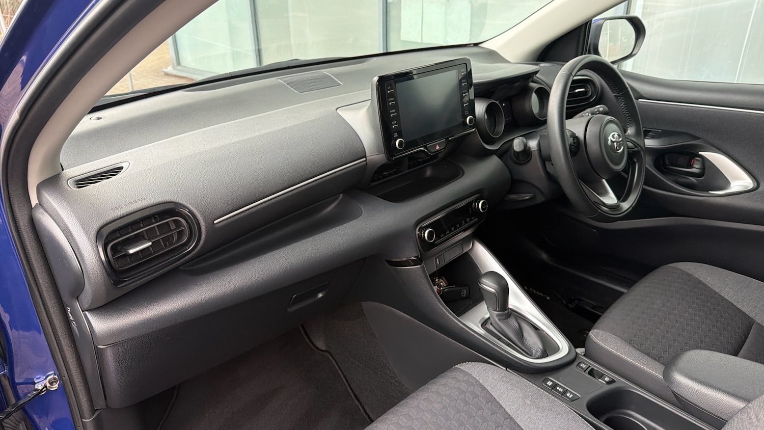 Used Toyota Yaris 2023 for sale - 77085415: Photo 35