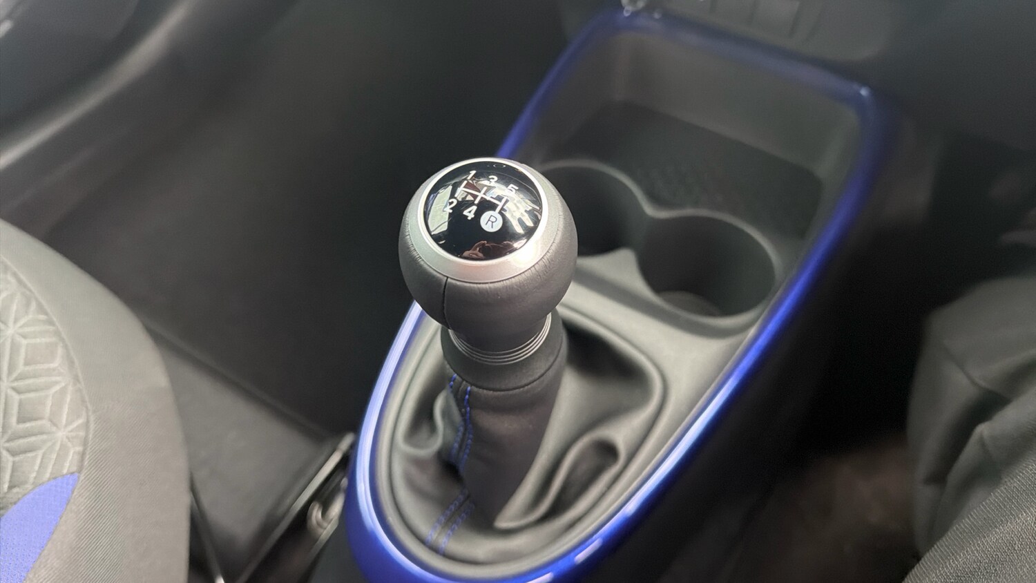 Used Toyota Aygo X 2025 for sale - 76831532: Photo 30