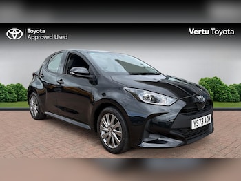 Used Toyota Yaris 2023 for sale - 78782125: Photo