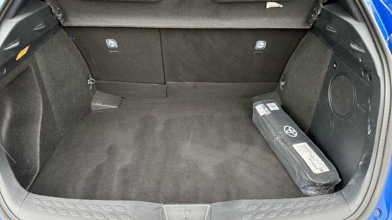 Used Toyota C-HR 2021 for sale - 77953856: Photo 14