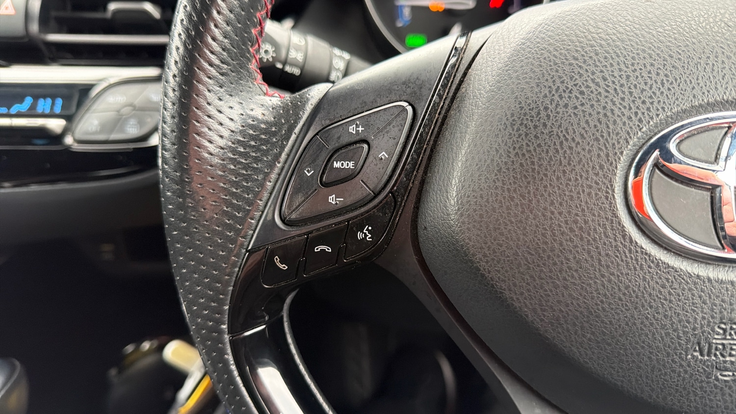 Used Toyota C-HR 2021 for sale - 77953856: Photo 28