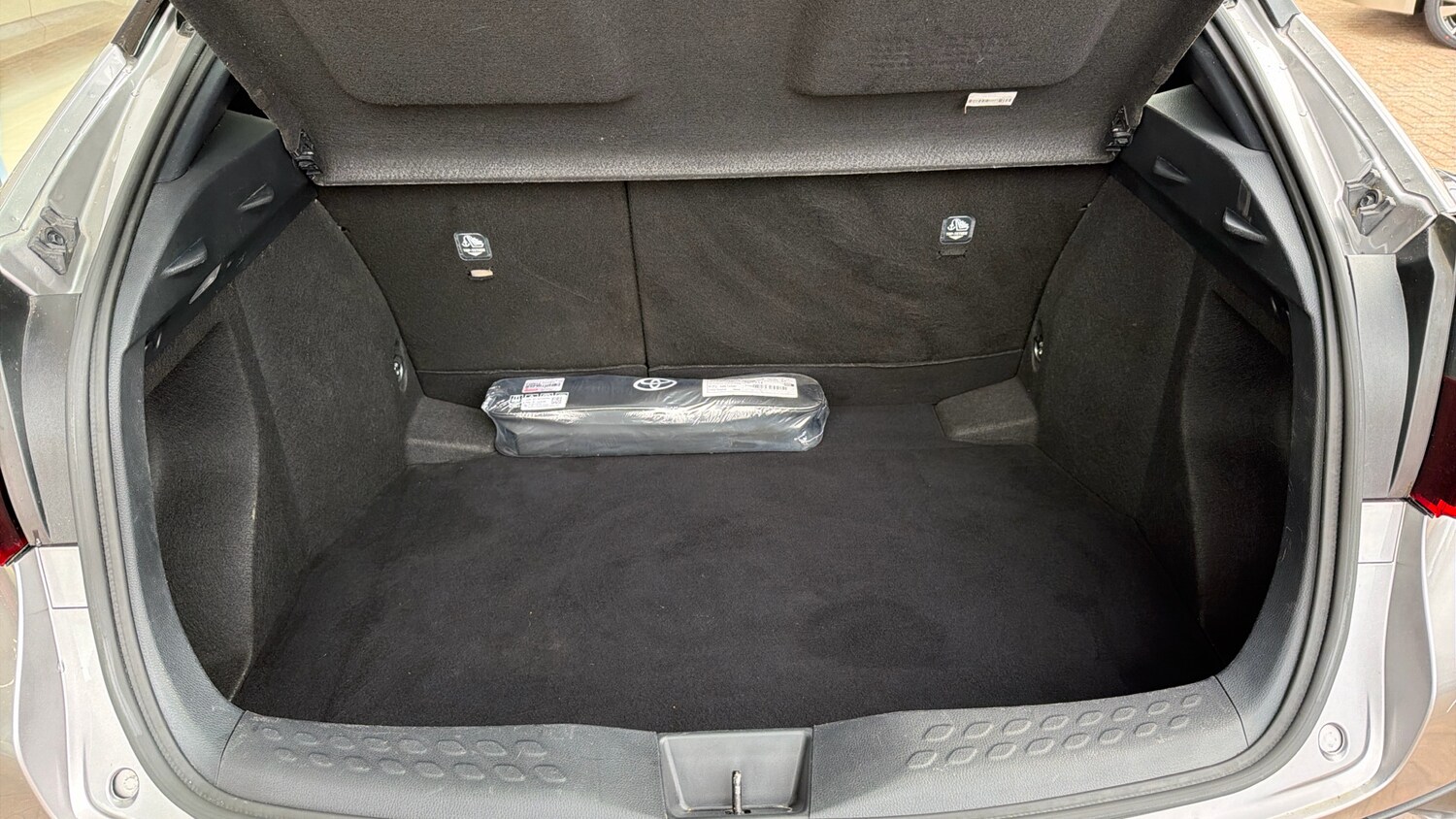 Used Toyota C-HR 2020 for sale - 77640022: Photo 14