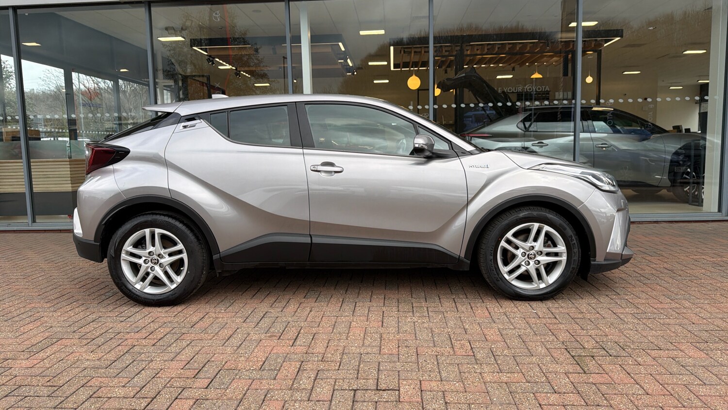 Used Toyota C-HR 2020 for sale - 77640022: Photo 16