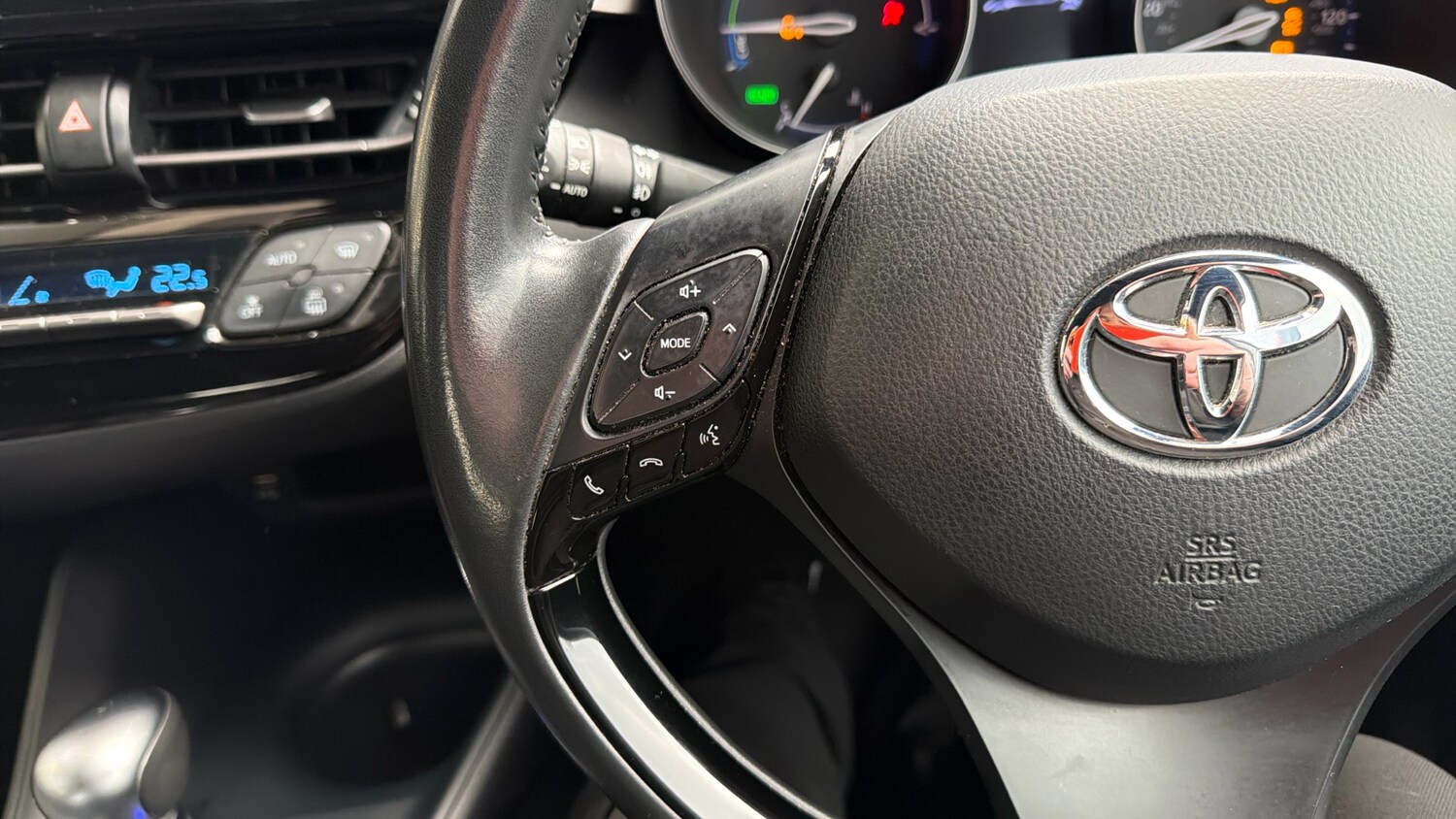 Used Toyota C-HR 2020 for sale - 77640022: Photo 27