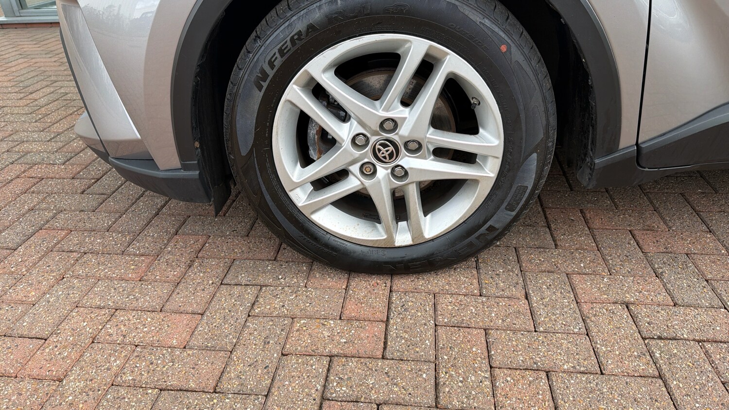 Used Toyota C-HR 2020 for sale - 77640022: Photo 33