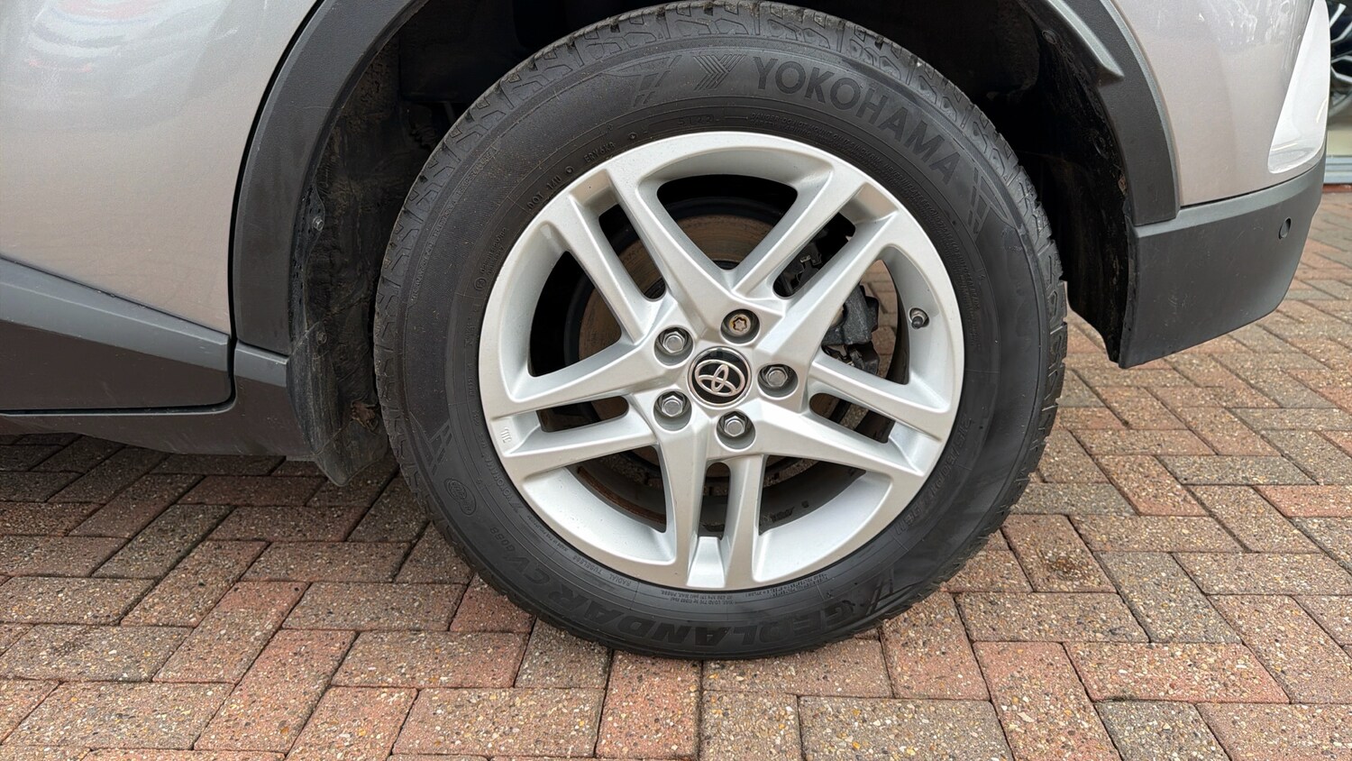 Used Toyota C-HR 2020 for sale - 77640022: Photo 34