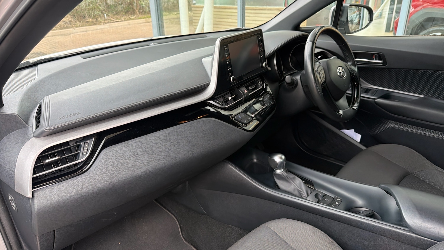 Used Toyota C-HR 2020 for sale - 77640022: Photo 35