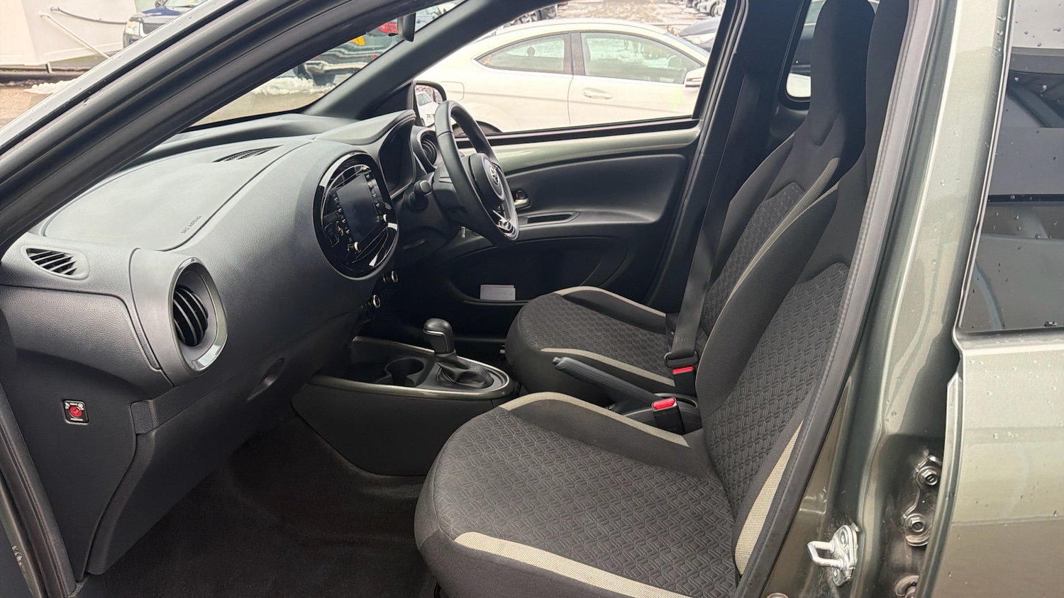 Used Toyota Aygo X 2022 for sale - 77136799: Photo 10