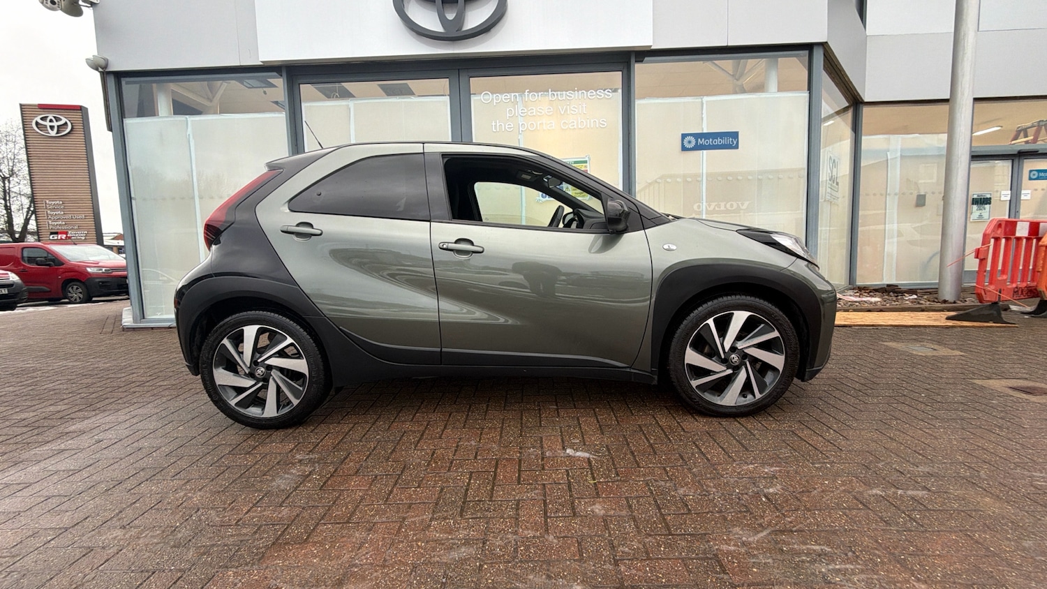 Used Toyota Aygo X 2022 for sale - 77136799: Photo 16