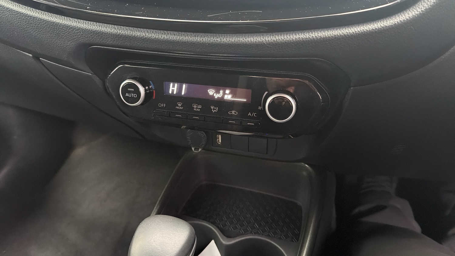 Used Toyota Aygo X 2022 for sale - 77136799: Photo 29