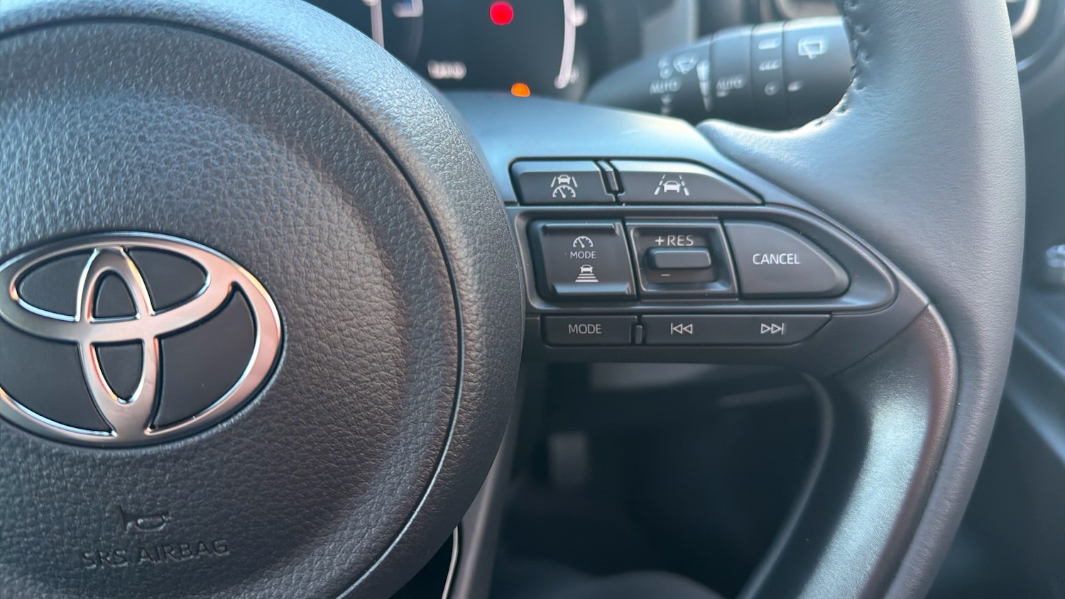 Used Toyota Yaris Cross 2025 for sale - 77168451: Photo 30