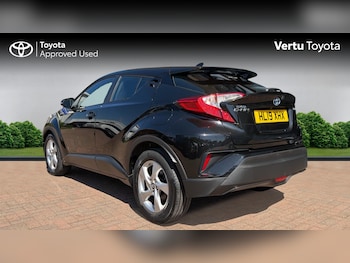 Used Toyota C-HR 2019 for sale - 78370843: Photo