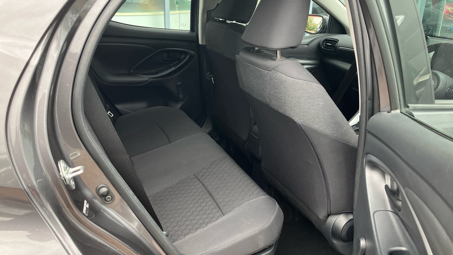 Used Toyota Yaris 2022 for sale - 76104608: Photo 12