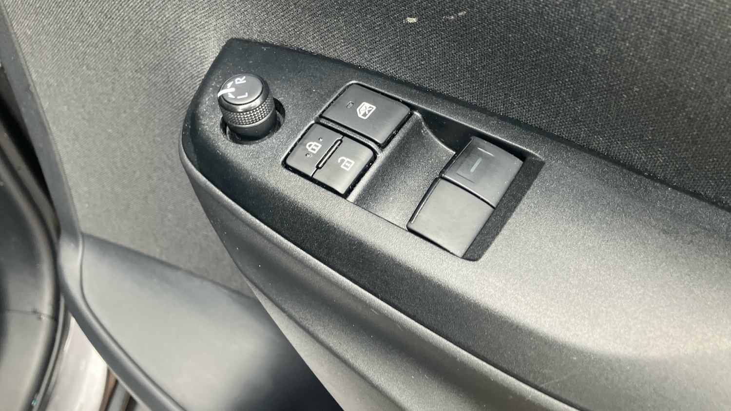 Used Toyota Yaris 2022 for sale - 76104608: Photo 26