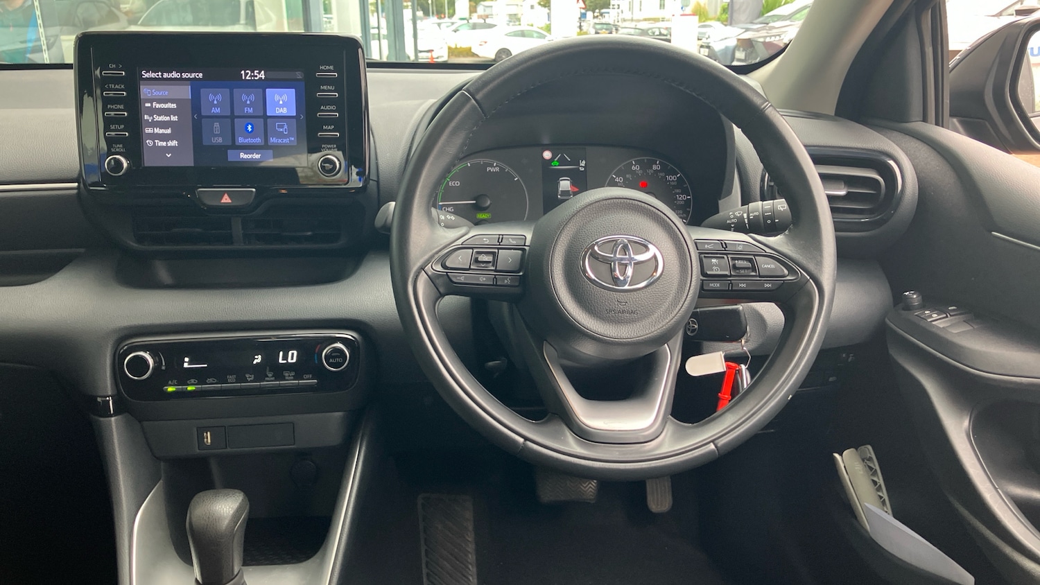 Used Toyota Yaris 2022 for sale - 76104608: Photo 8