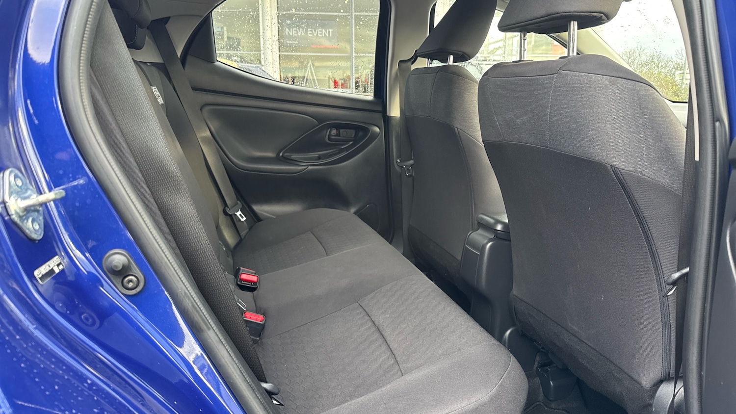 Used Toyota Yaris 2022 for sale - 77640496: Photo 12