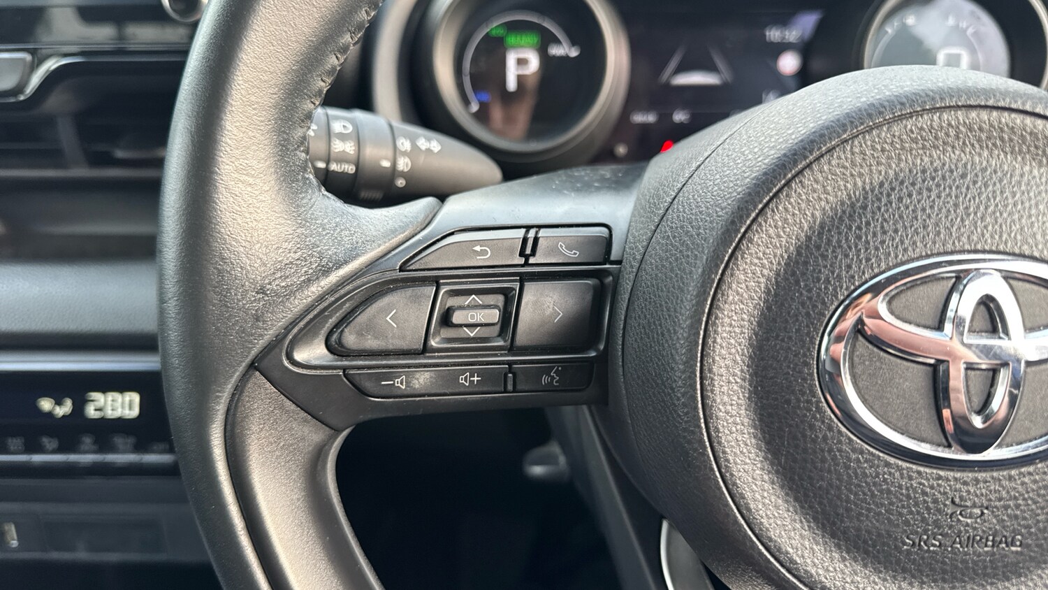 Used Toyota Yaris 2022 for sale - 77640496: Photo 24