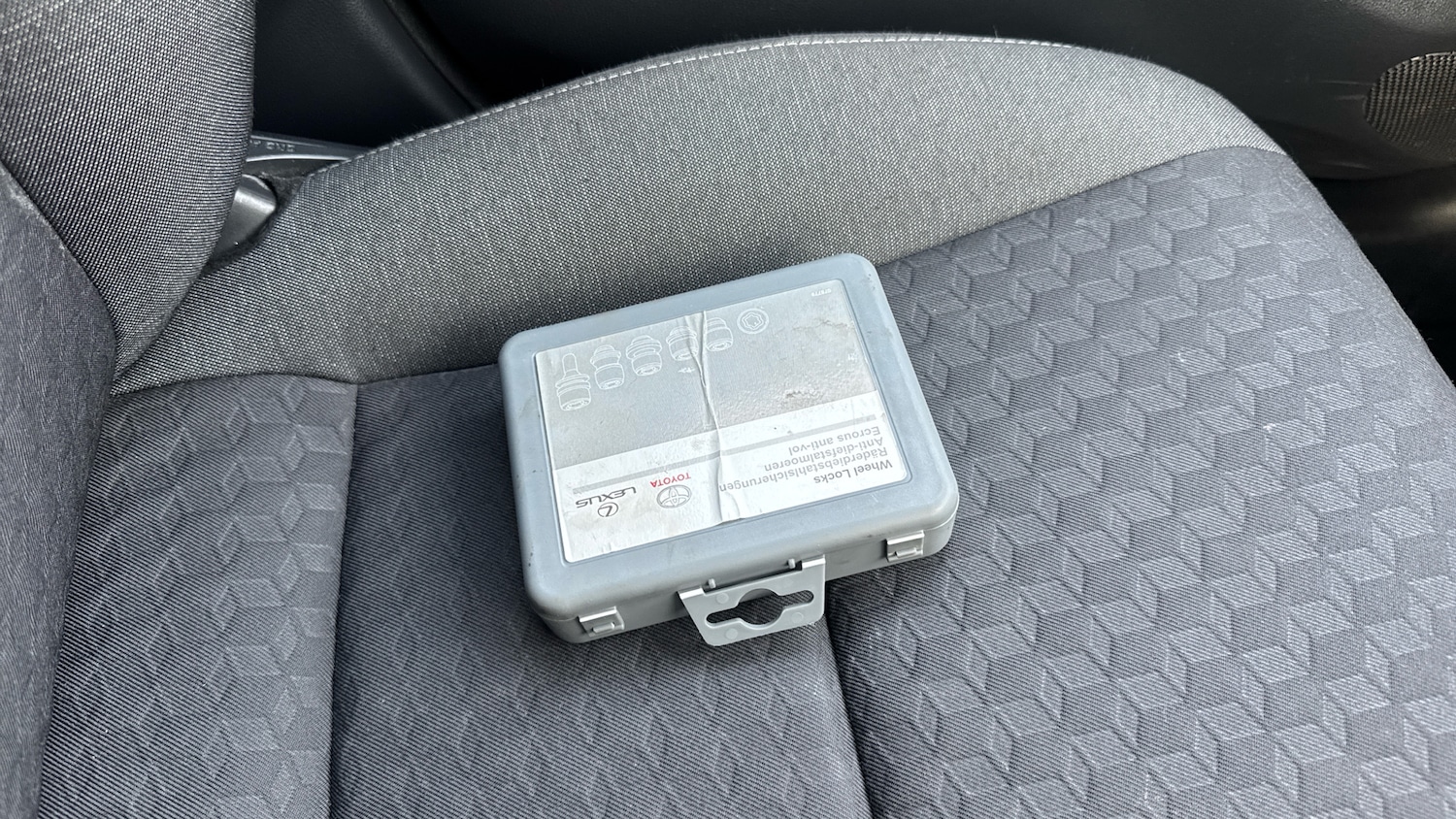 Used Toyota Yaris 2022 for sale - 77640496: Photo 30