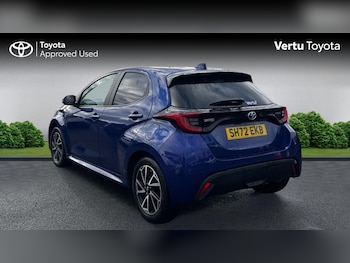 Used Toyota Yaris 2022 for sale - 77640496: Photo