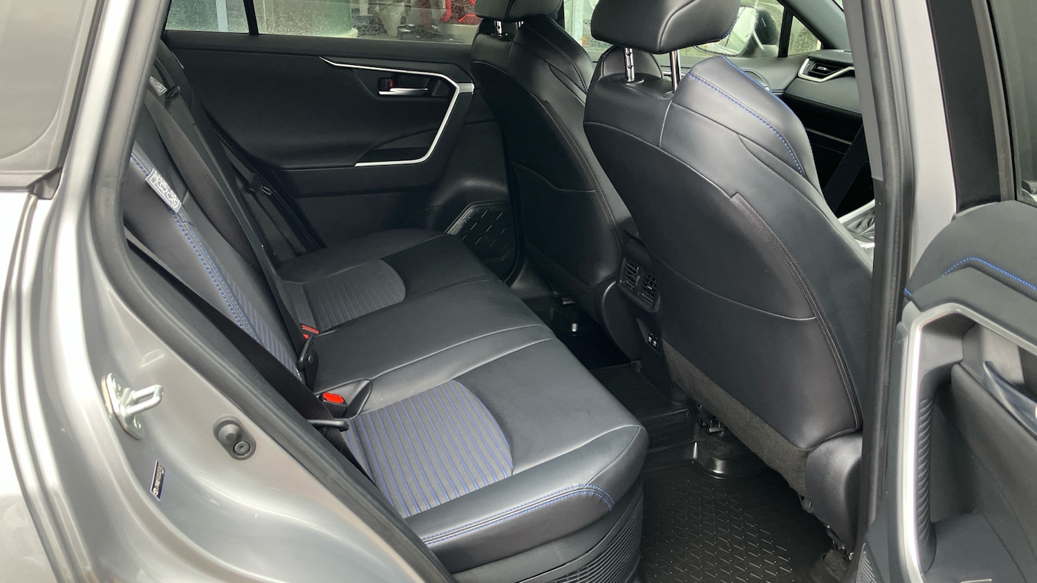 Used Toyota RAV4 2020 for sale - 76205413: Photo 12