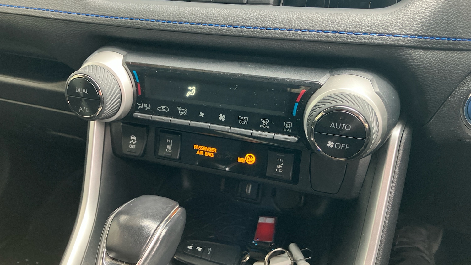 Used Toyota RAV4 2020 for sale - 76205413: Photo 29