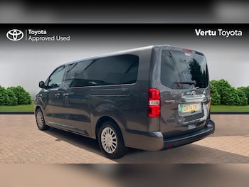 Used Toyota PROACE CITY Verso 2024 for sale - 79407551: Photo