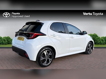 Used Toyota Yaris 2025 for sale - 77813333: Photo