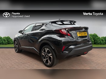 Used Toyota C-HR 2023 for sale - 79357383: Photo