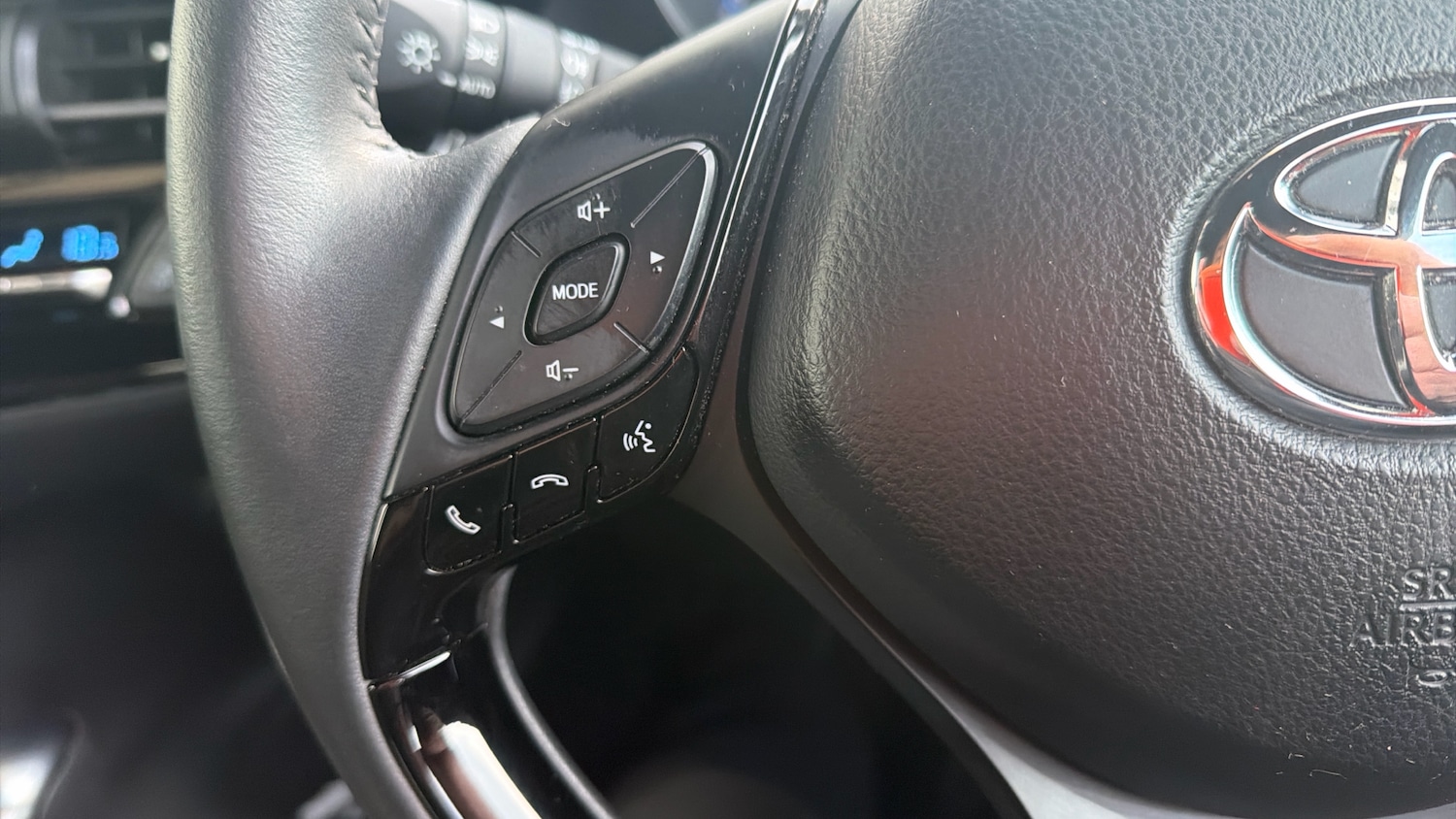 Used Toyota C-HR 2023 for sale - 77154288: Photo 27