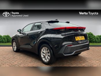 Used Toyota C-HR 2025 for sale - 79706775: Photo
