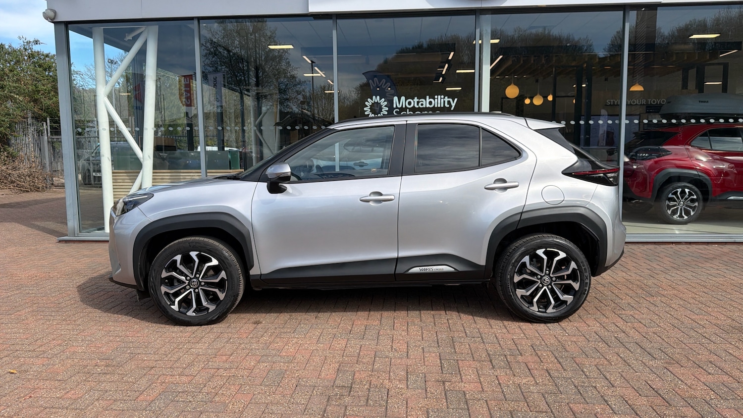 Used Toyota Yaris Cross 2023 for sale - 78222757: Photo 24