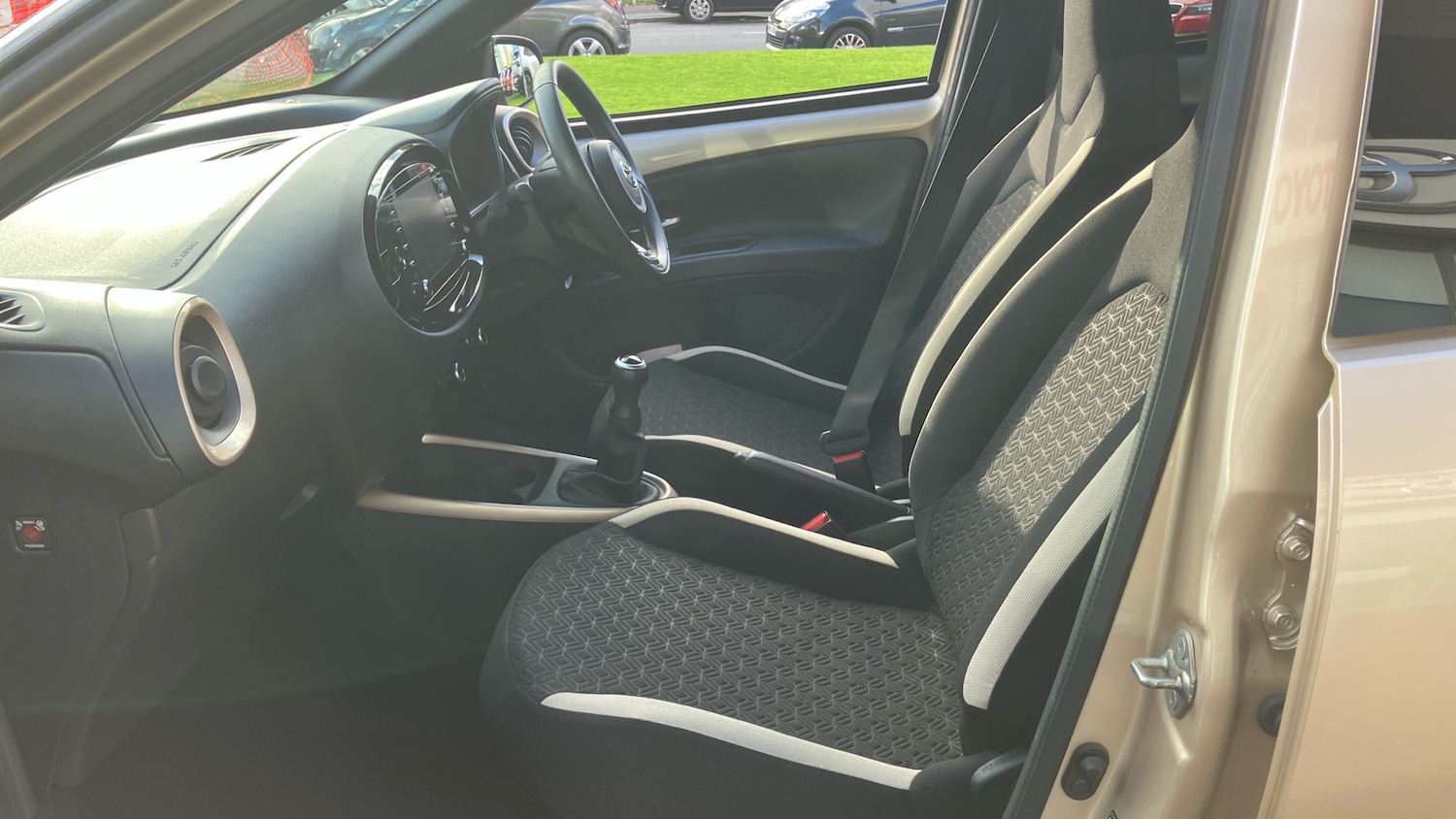 Used Toyota Aygo X 2022 for sale - 76329545: Photo 10
