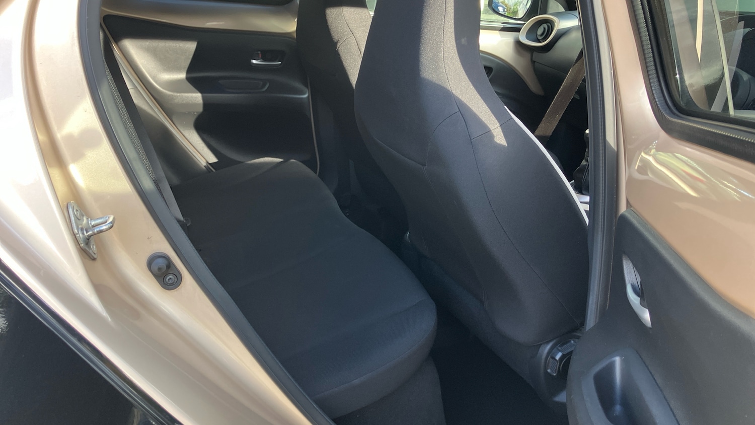 Used Toyota Aygo X 2022 for sale - 76329545: Photo 12