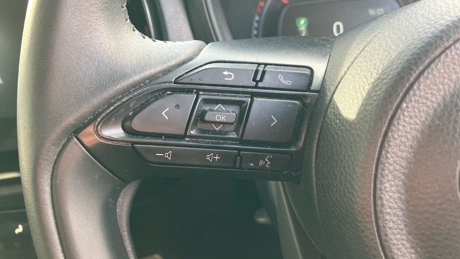 Used Toyota Aygo X 2022 for sale - 76329545: Photo 27