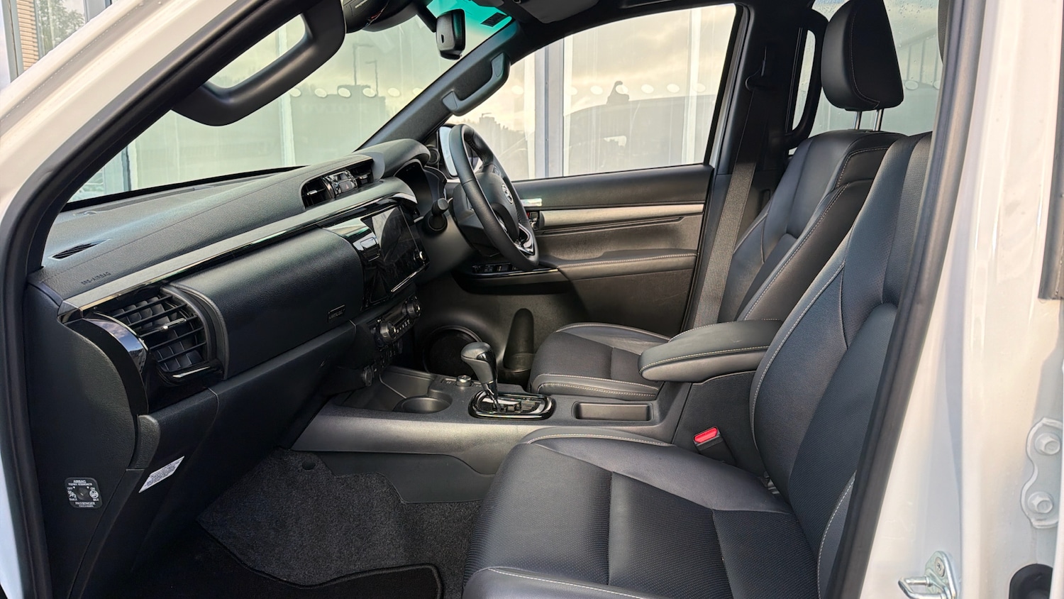 Used Toyota Hilux 2025 for sale - 76766781: Photo 10