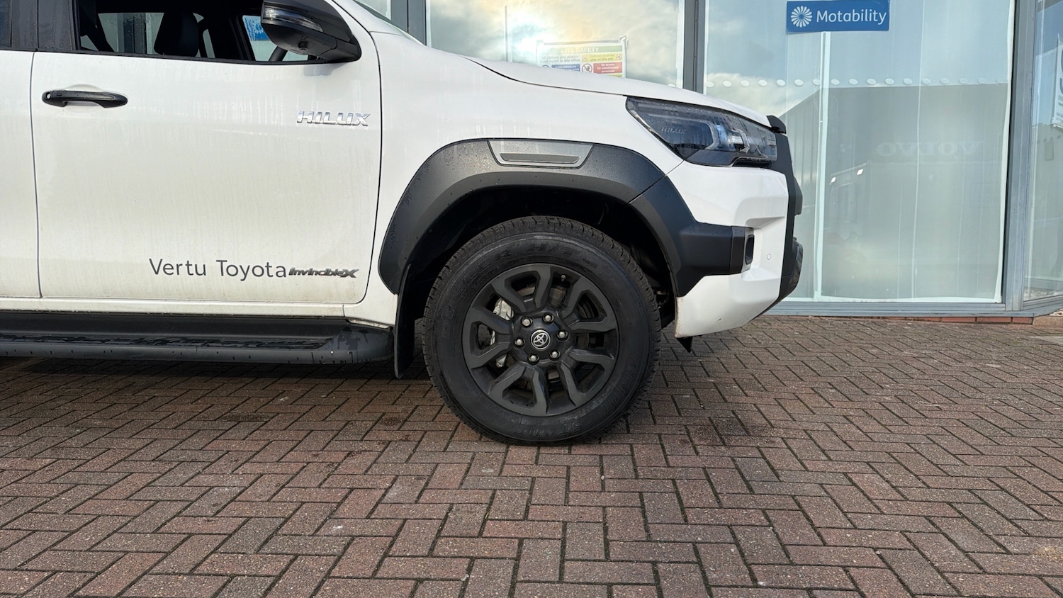 Used Toyota Hilux 2025 for sale - 76766781: Photo 18