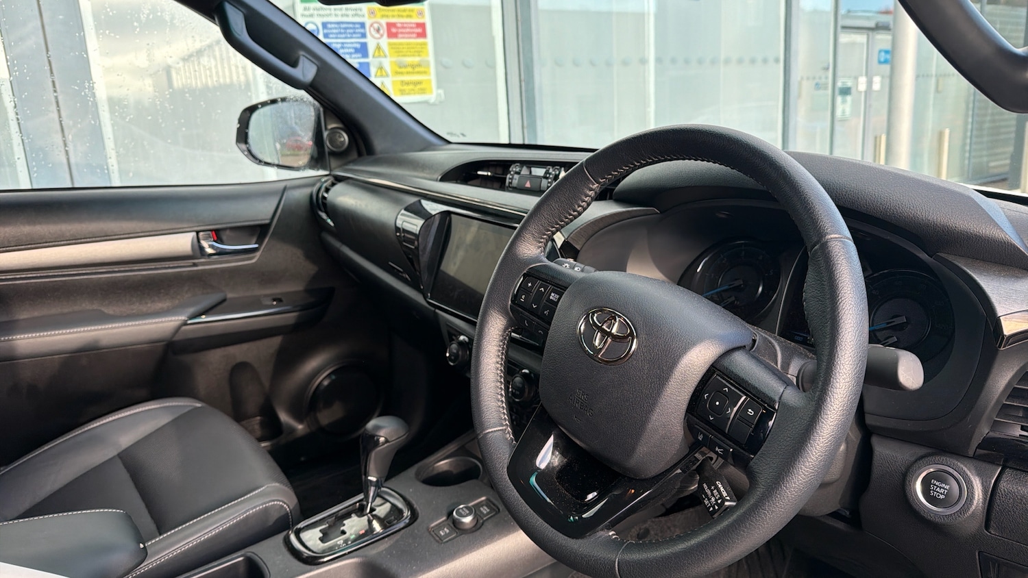 Used Toyota Hilux 2025 for sale - 76766781: Photo 25