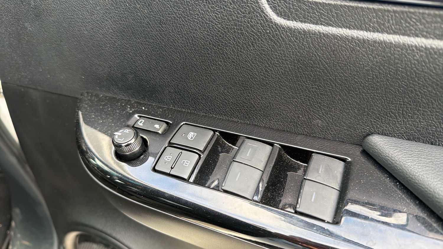 Used Toyota Hilux 2025 for sale - 76766781: Photo 26