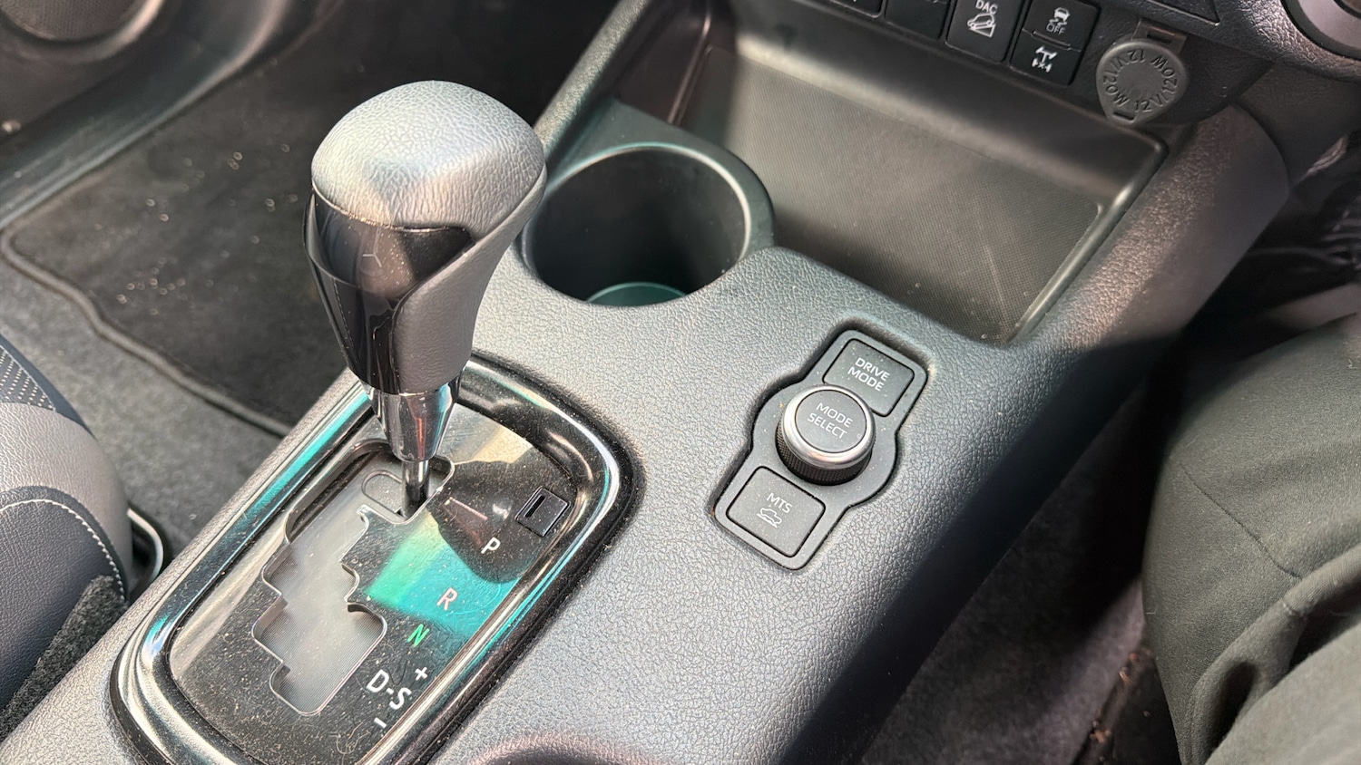 Used Toyota Hilux 2025 for sale - 76766781: Photo 31