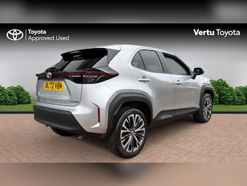 Used Toyota Yaris Cross 2023 for sale - 79421637: Photo