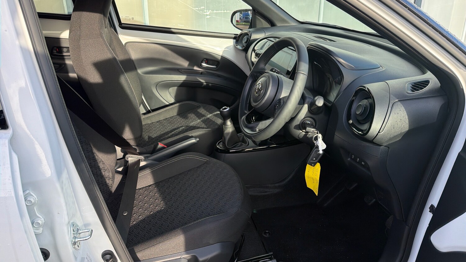 Used Toyota Aygo X 2025 for sale - 76831507: Photo 11