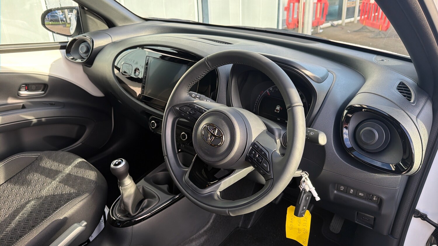 Used Toyota Aygo X 2025 for sale - 76831507: Photo 25