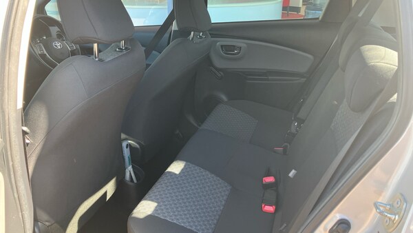 Used Toyota Yaris 2015 for sale - 76232280: Photo 13