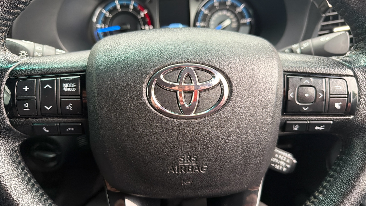 Used Toyota Hilux 2022 for sale - 76594523: Photo 28