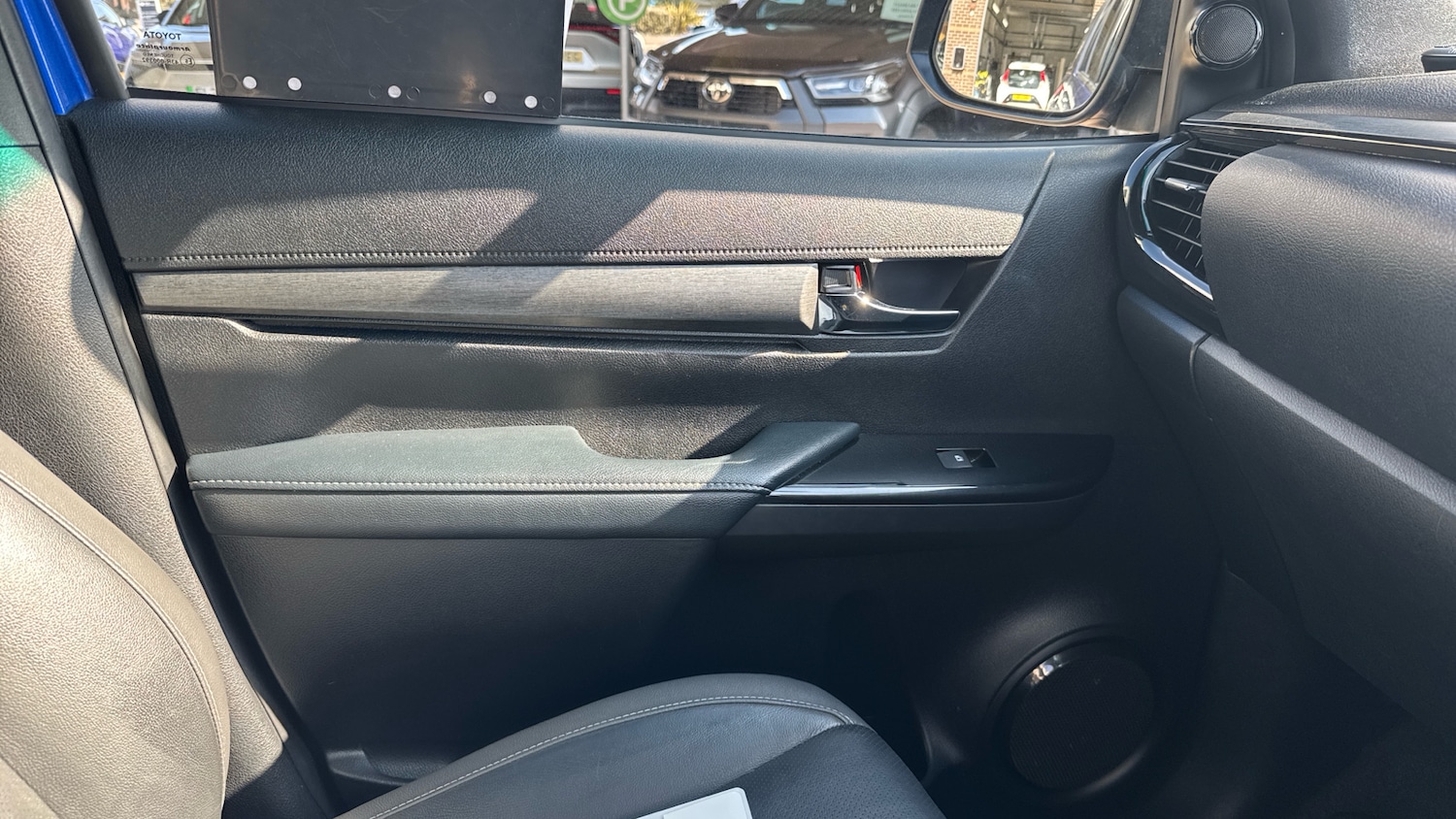 Used Toyota Hilux 2022 for sale - 76594523: Photo 46