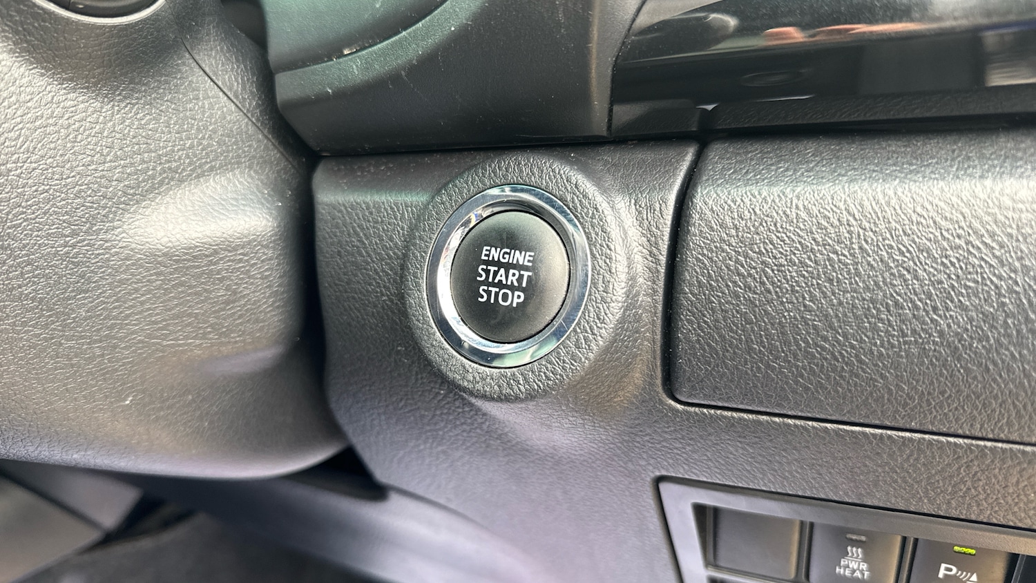 Used Toyota Hilux 2022 for sale - 76594523: Photo 54